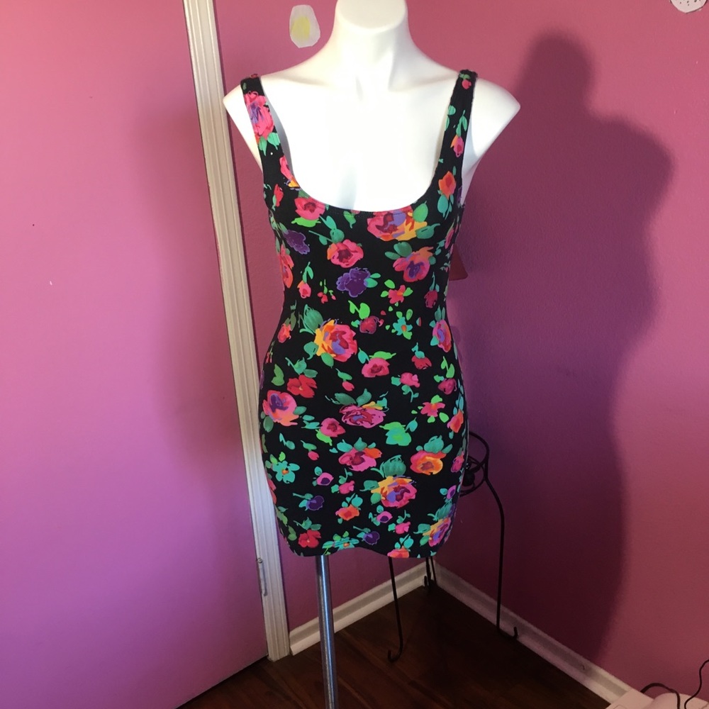 Oneil Sleeveless Fitted Floral Mini Dress